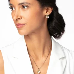 New The Met Store Blushing Berries Earrings