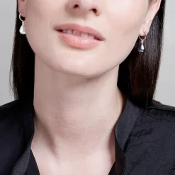 Best The Met Store Venus Pearl Silver Drop Earrings, Black/White